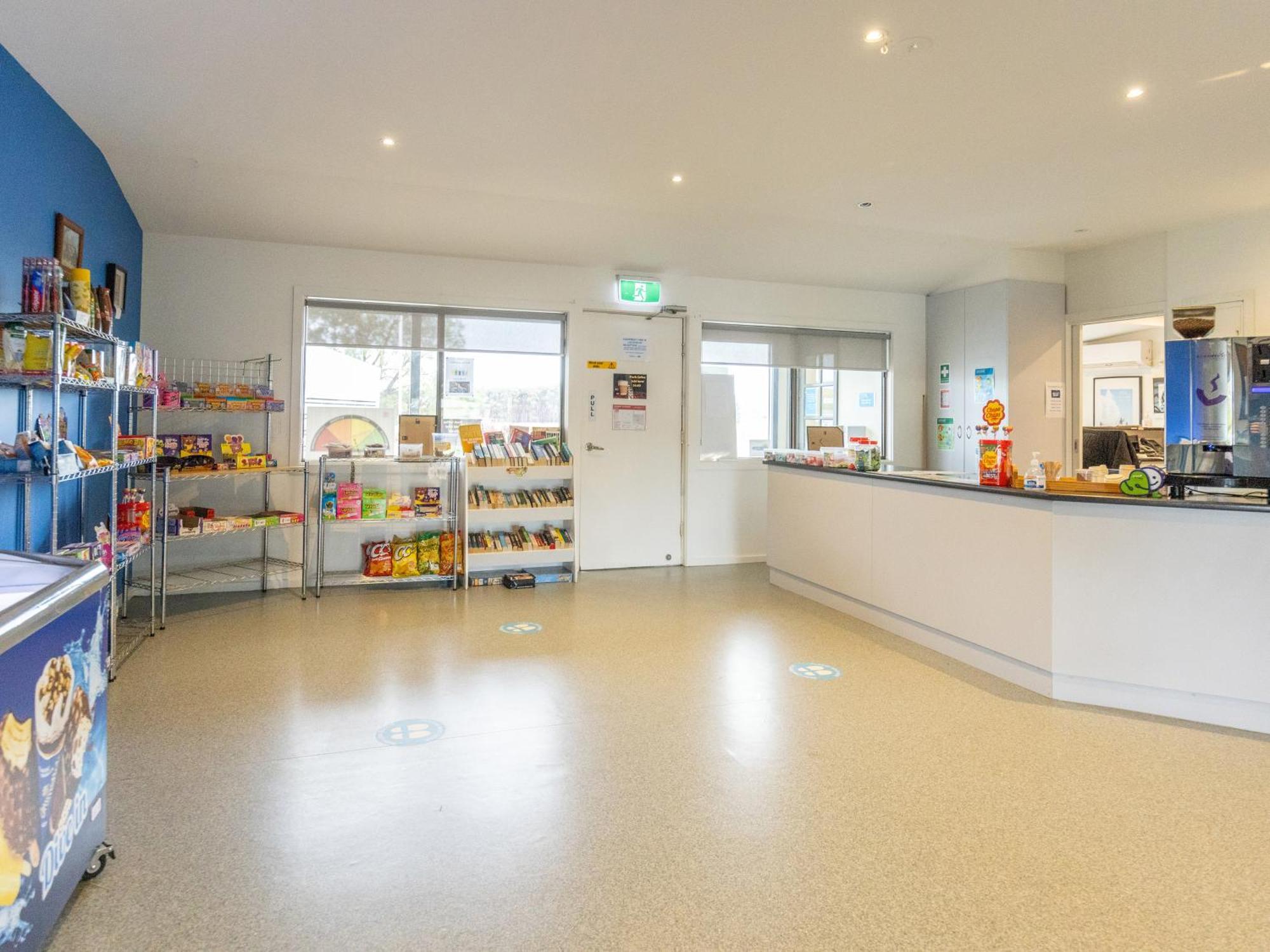 Nrma Warrnambool Riverside Holiday Park Ngoại thất bức ảnh