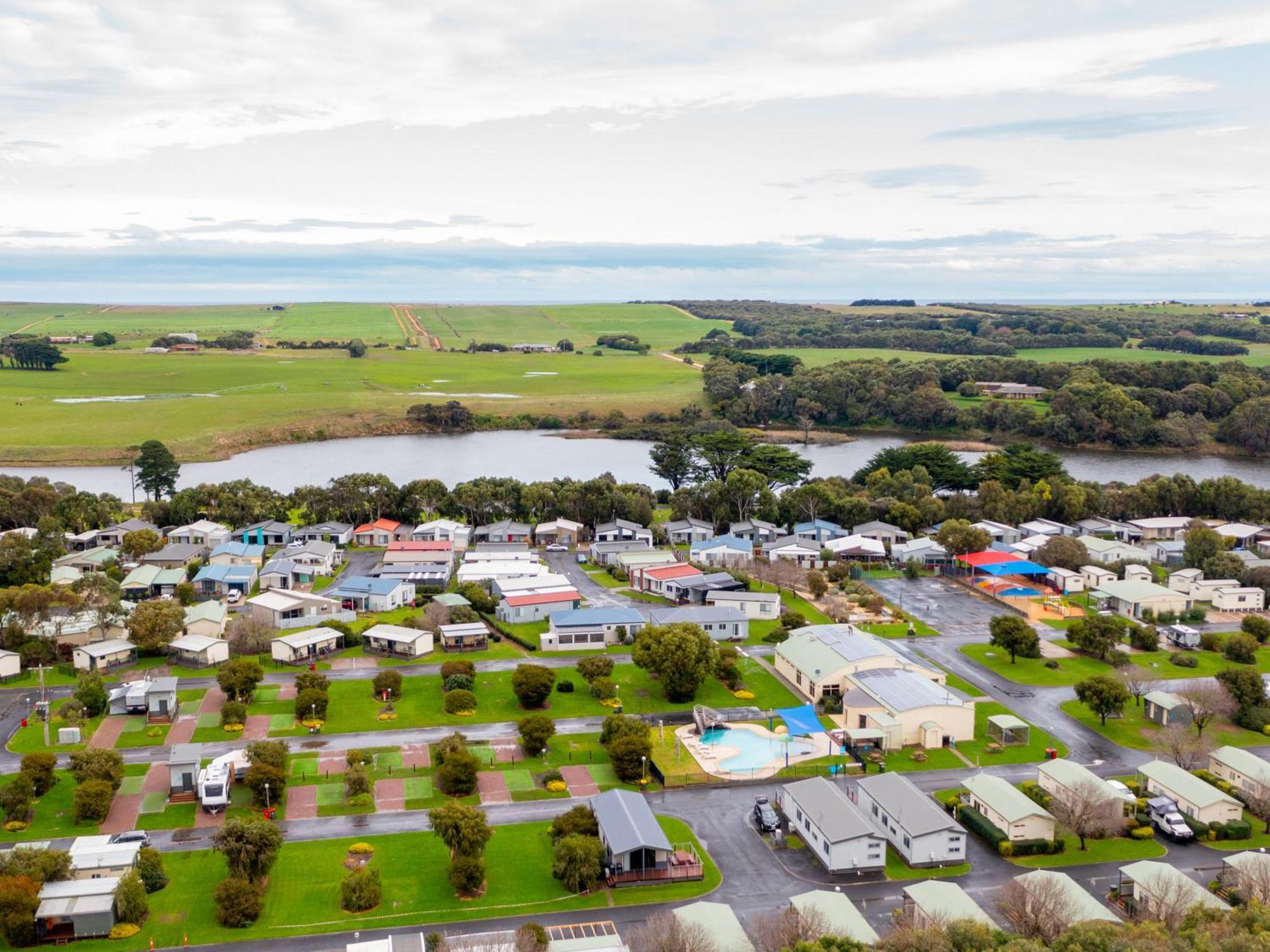 Nrma Warrnambool Riverside Holiday Park Ngoại thất bức ảnh