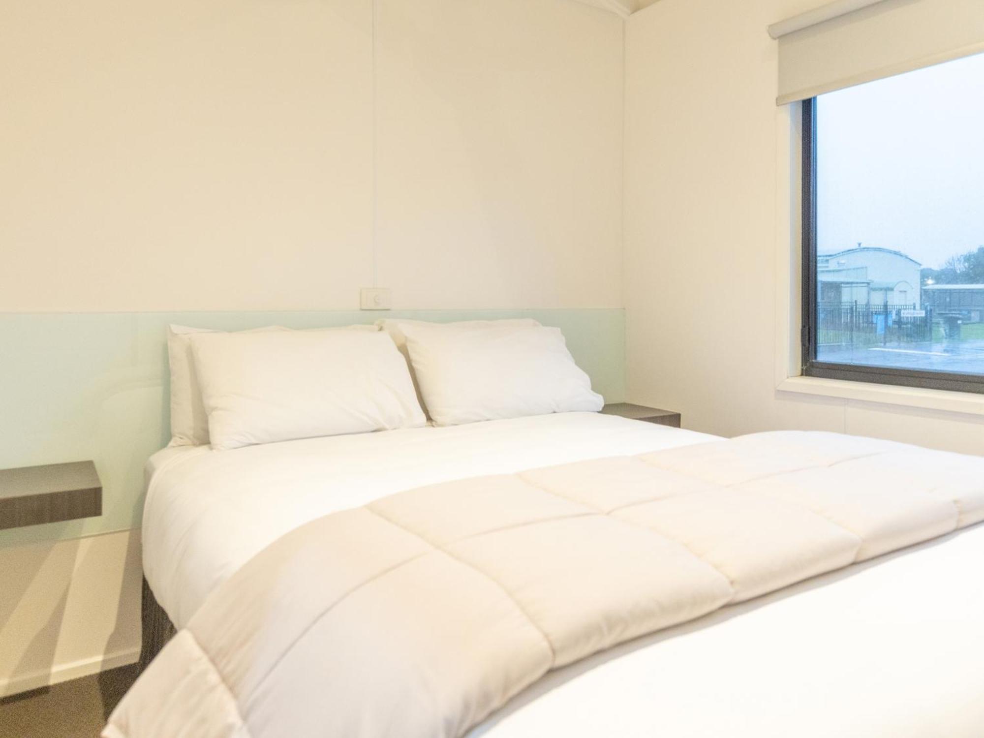 Nrma Warrnambool Riverside Holiday Park Phòng bức ảnh