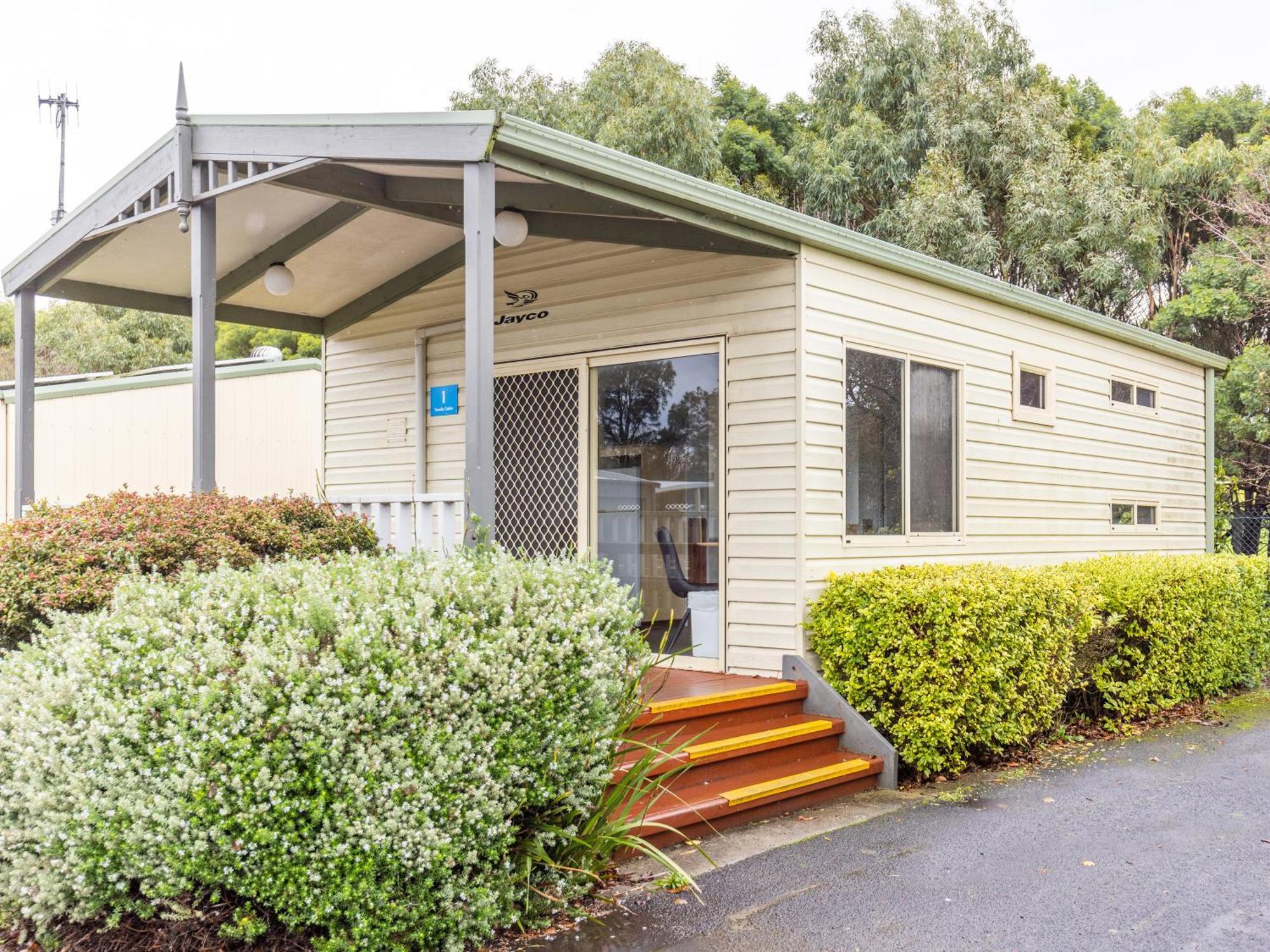 Nrma Warrnambool Riverside Holiday Park Phòng bức ảnh