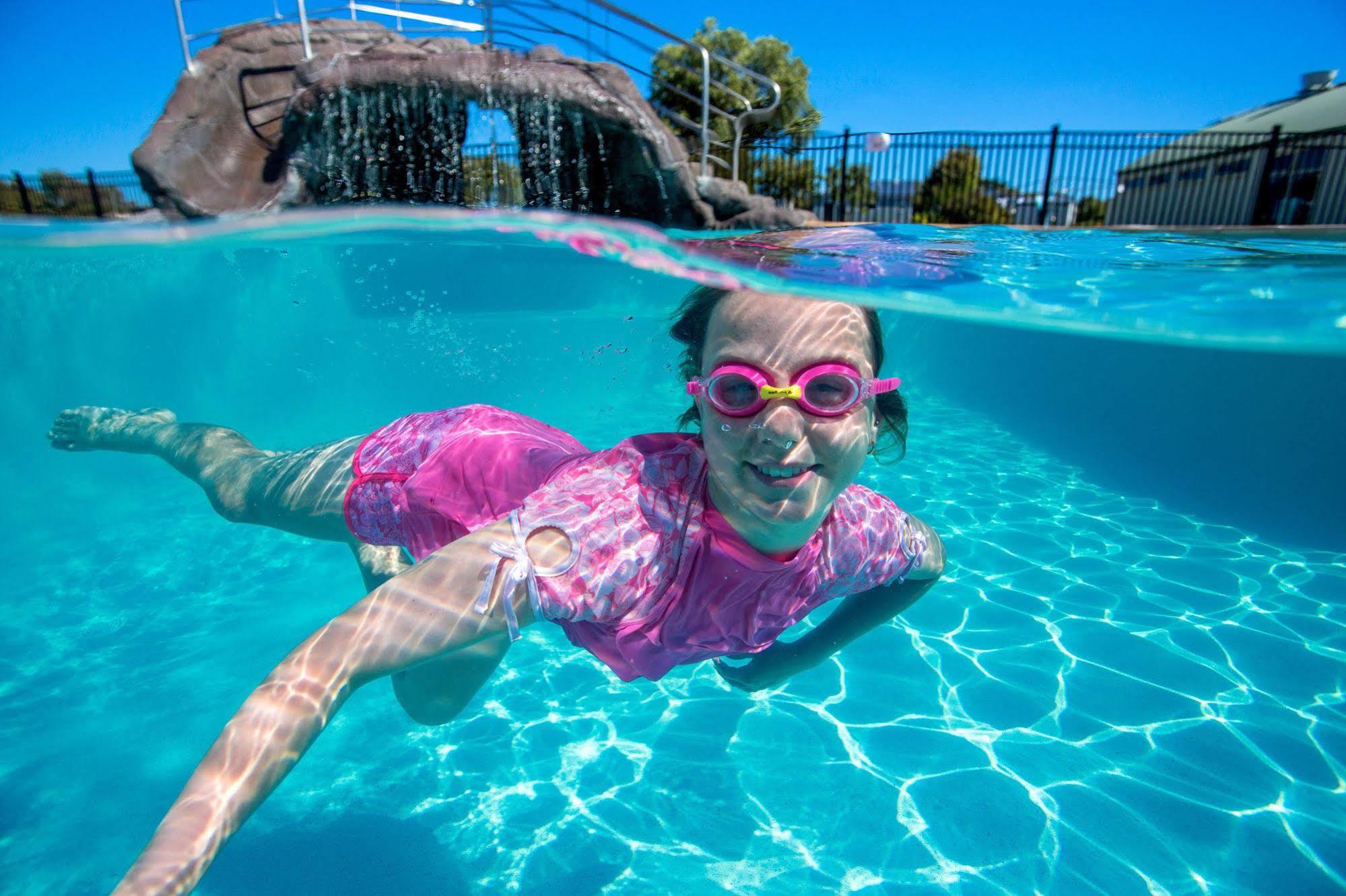 Nrma Warrnambool Riverside Holiday Park Ngoại thất bức ảnh
