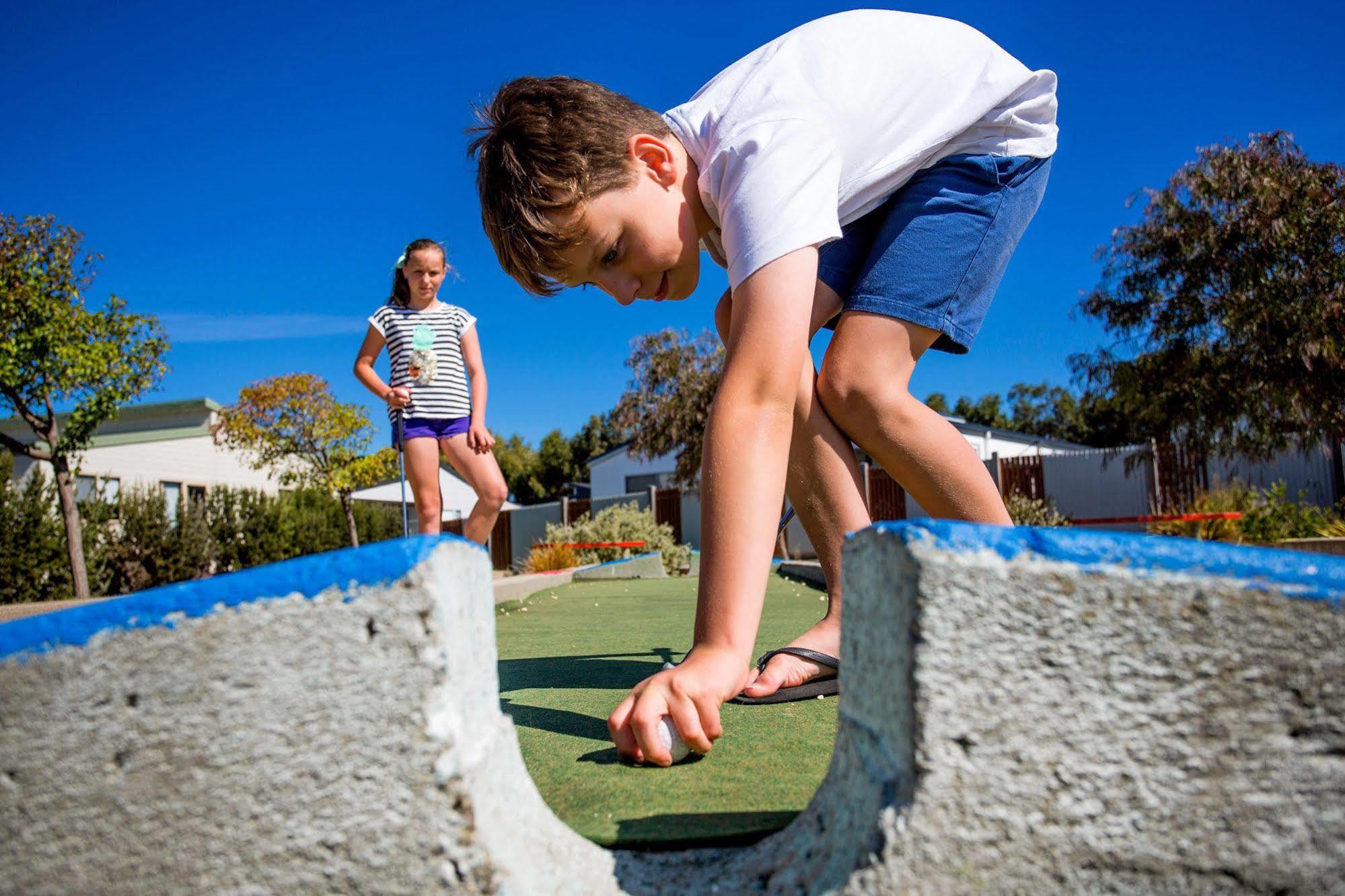 Nrma Warrnambool Riverside Holiday Park Ngoại thất bức ảnh