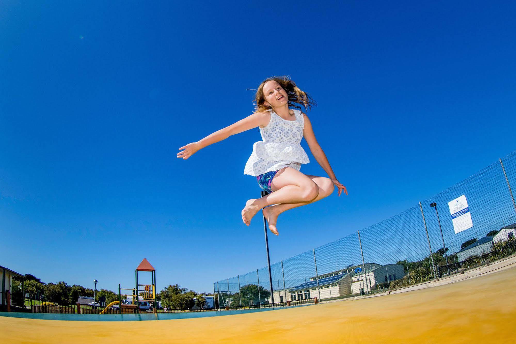 Nrma Warrnambool Riverside Holiday Park Ngoại thất bức ảnh