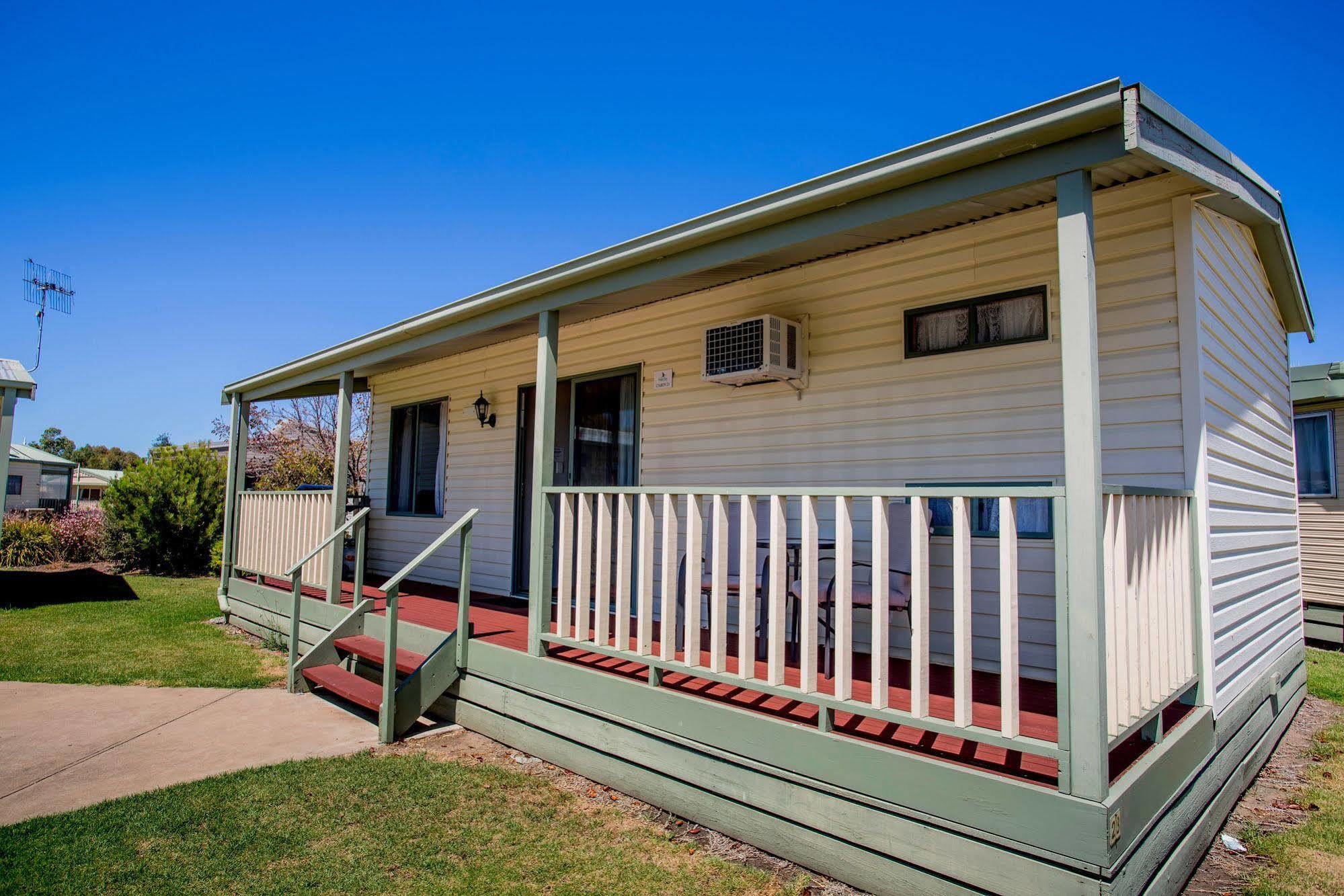 Nrma Warrnambool Riverside Holiday Park Ngoại thất bức ảnh